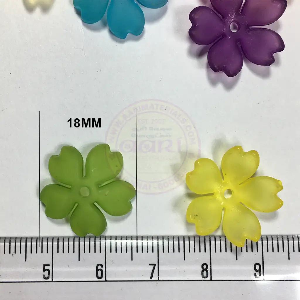 18mm Mixed Color Clear Cyanthiform Flower Shape Brooch Material or Charms (10grams)