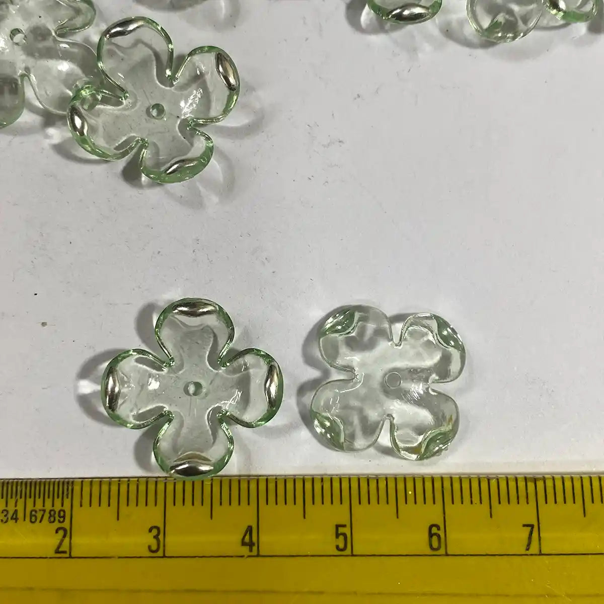 3D Resin Flower Beads with Silver Edge Light Green Color - 10 grams