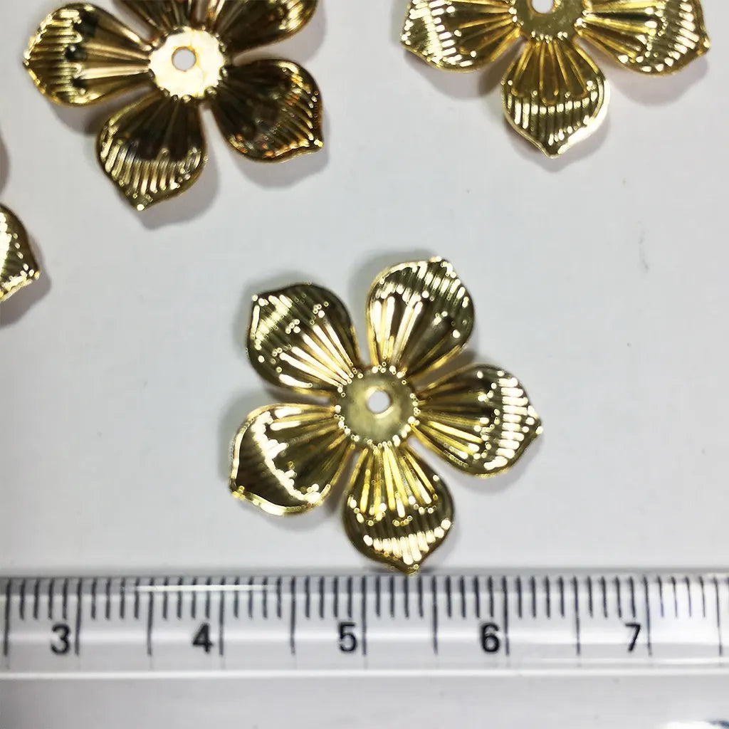 6 Pcs Metal Gold Metal Filigree Flowers Embellishment 2cm