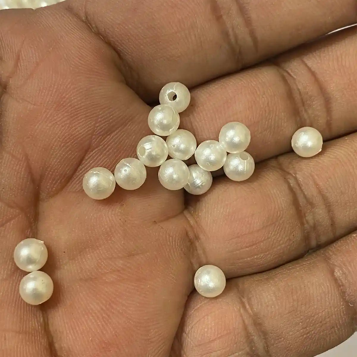 6MM White Pearl Beads - Pack of 10grams