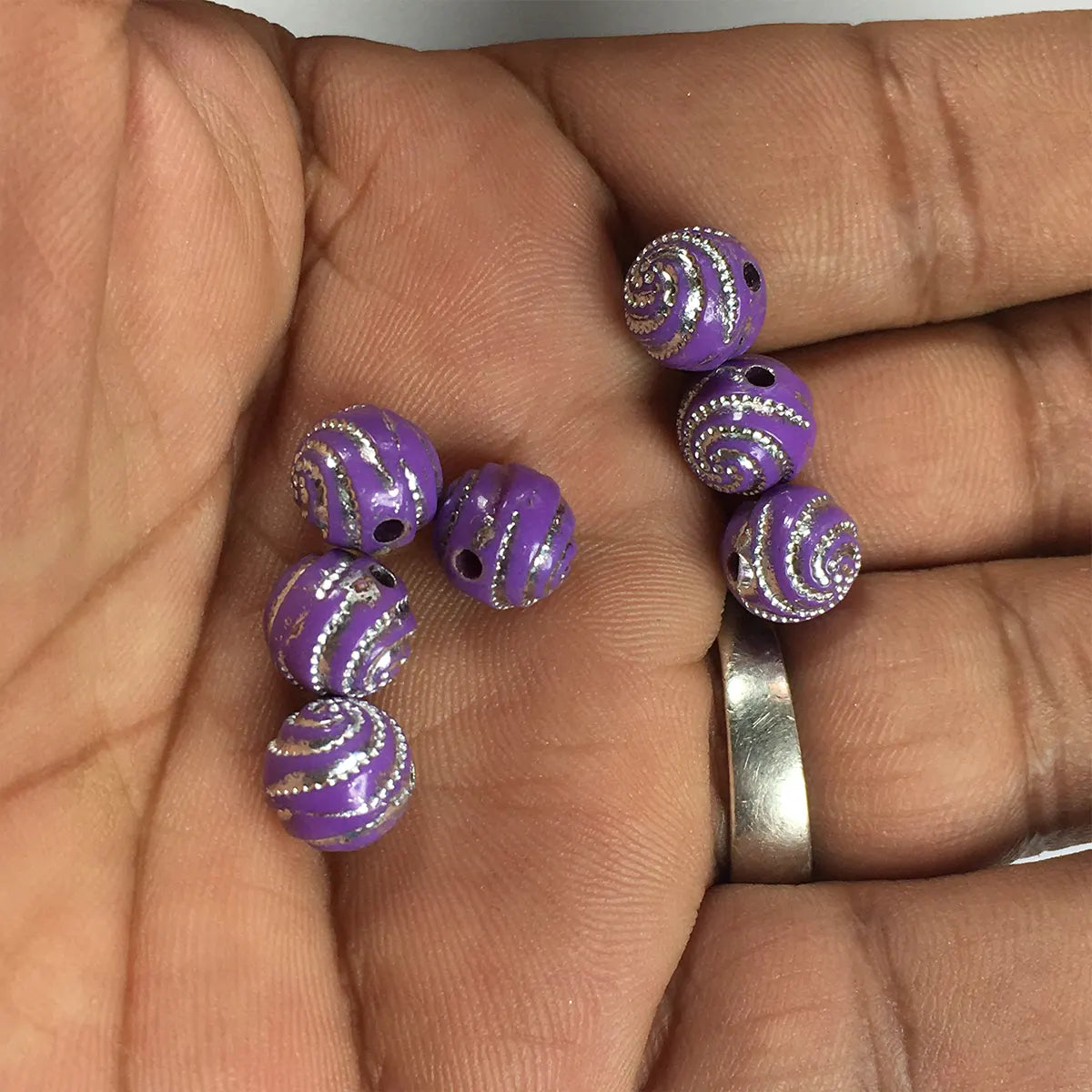 8mm Acrylic Beads Round Spiral Pattern Beads Loose Spacer - Pack of 10grams