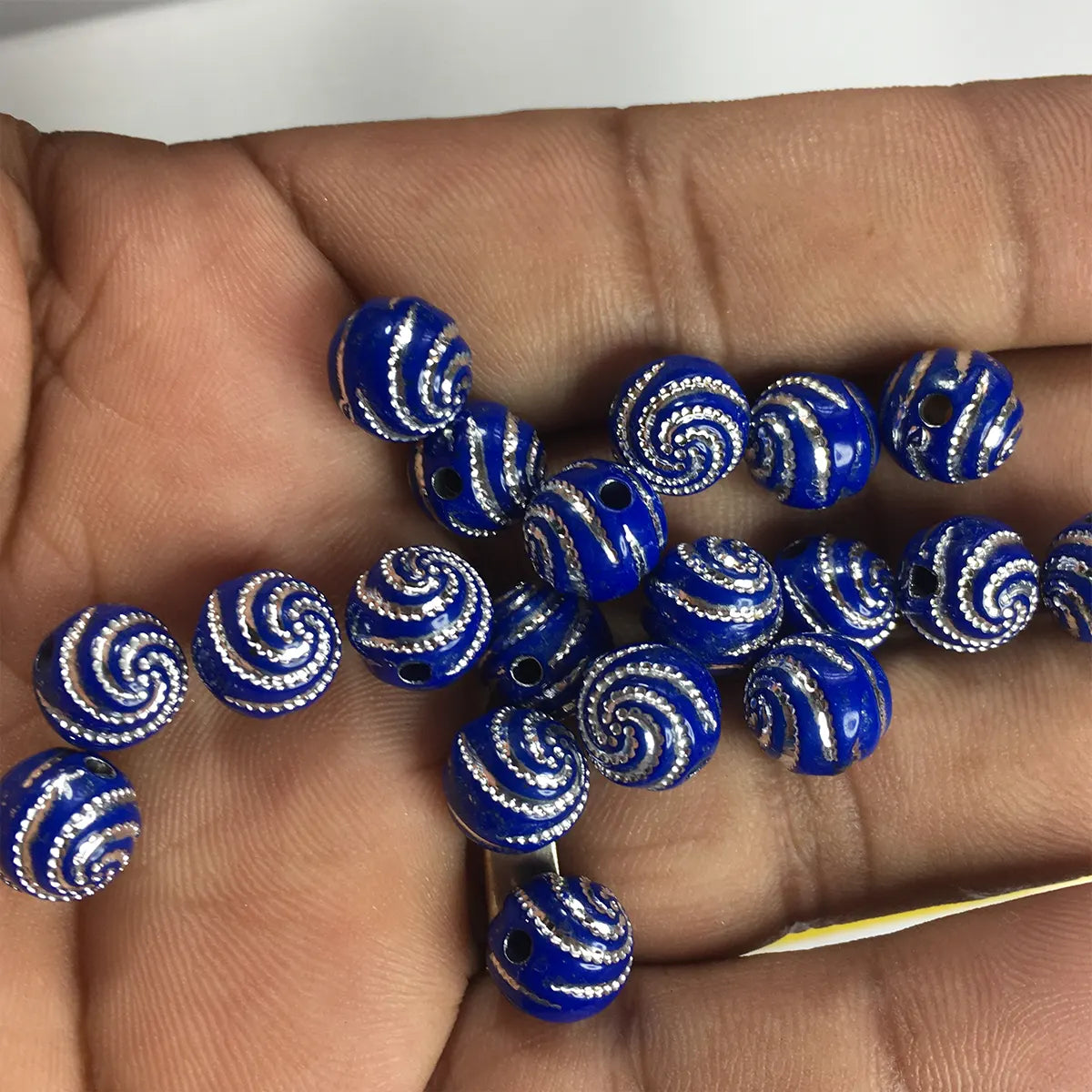 8mm Acrylic Beads Round Spiral Pattern Beads Loose Spacer - Pack of 10grams