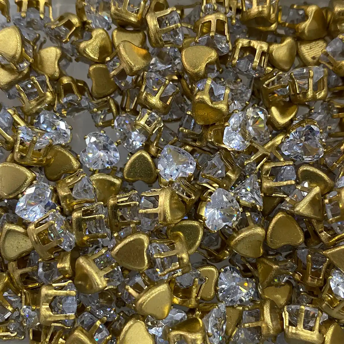 AD Clip Stone - 6mm Heart Shape - Pack of 12pcs