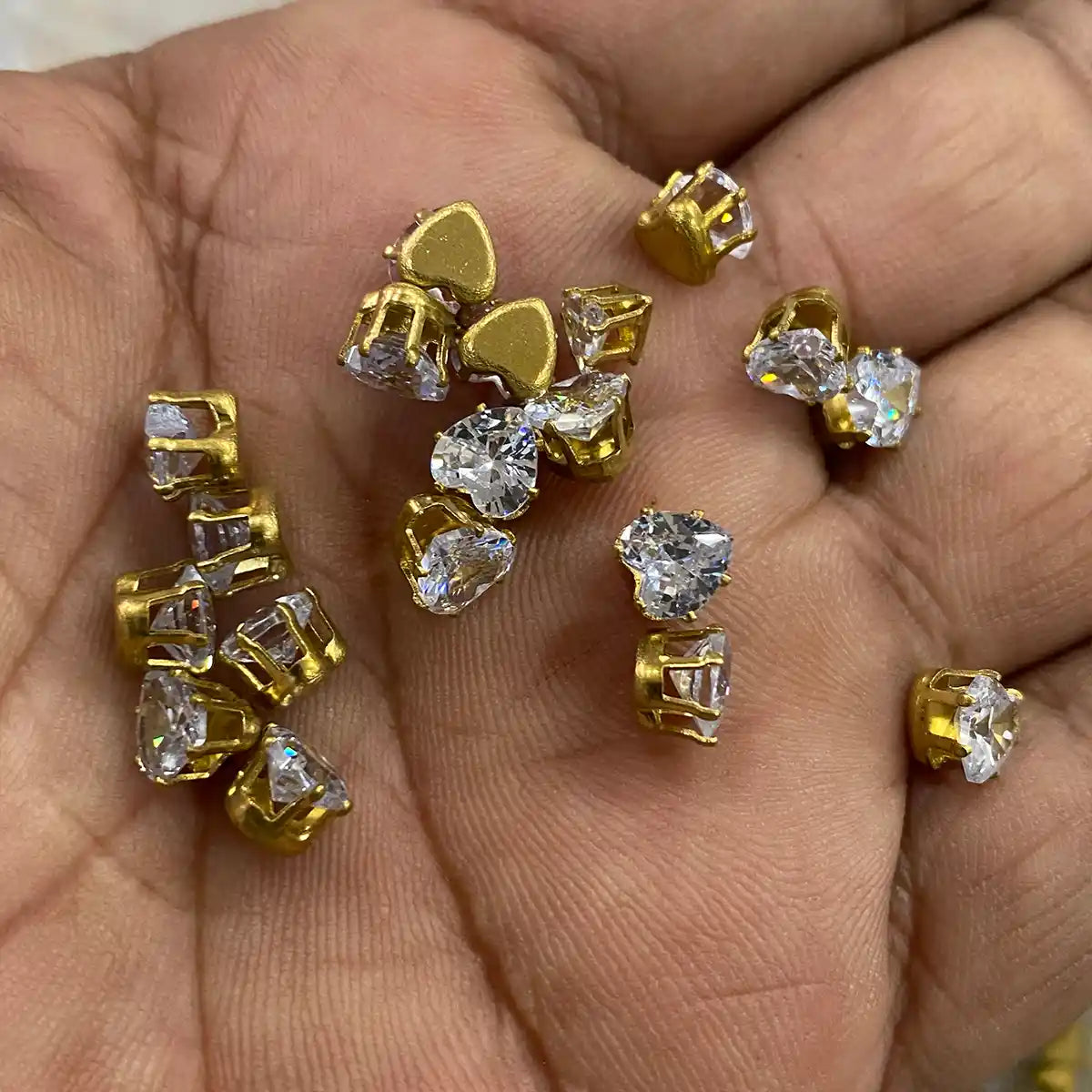 AD Clip Stone - 6mm Heart Shape - Pack of 12pcs