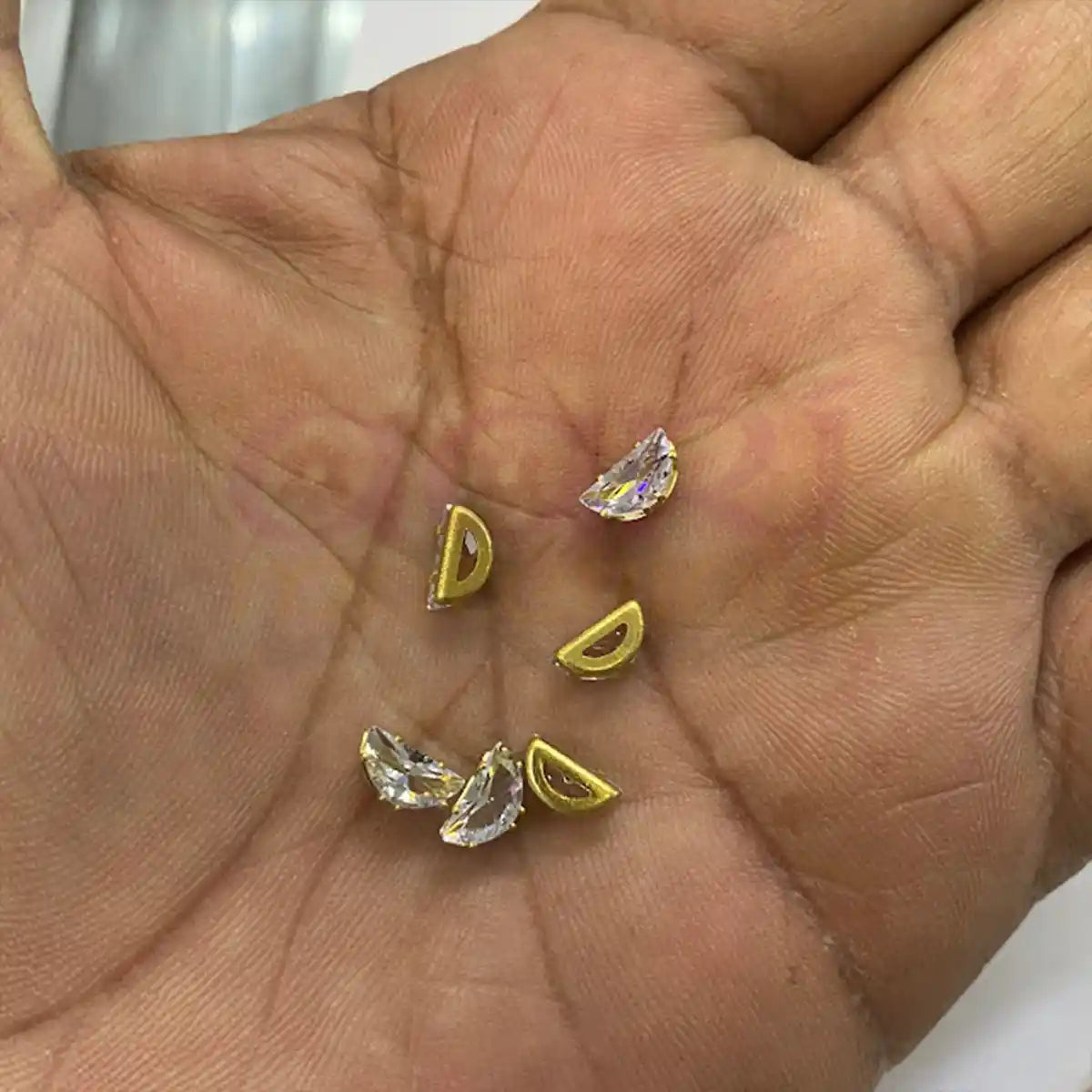 AD Clip Stone - 6x4mm D-Cut Shape - Pack of 12pcs