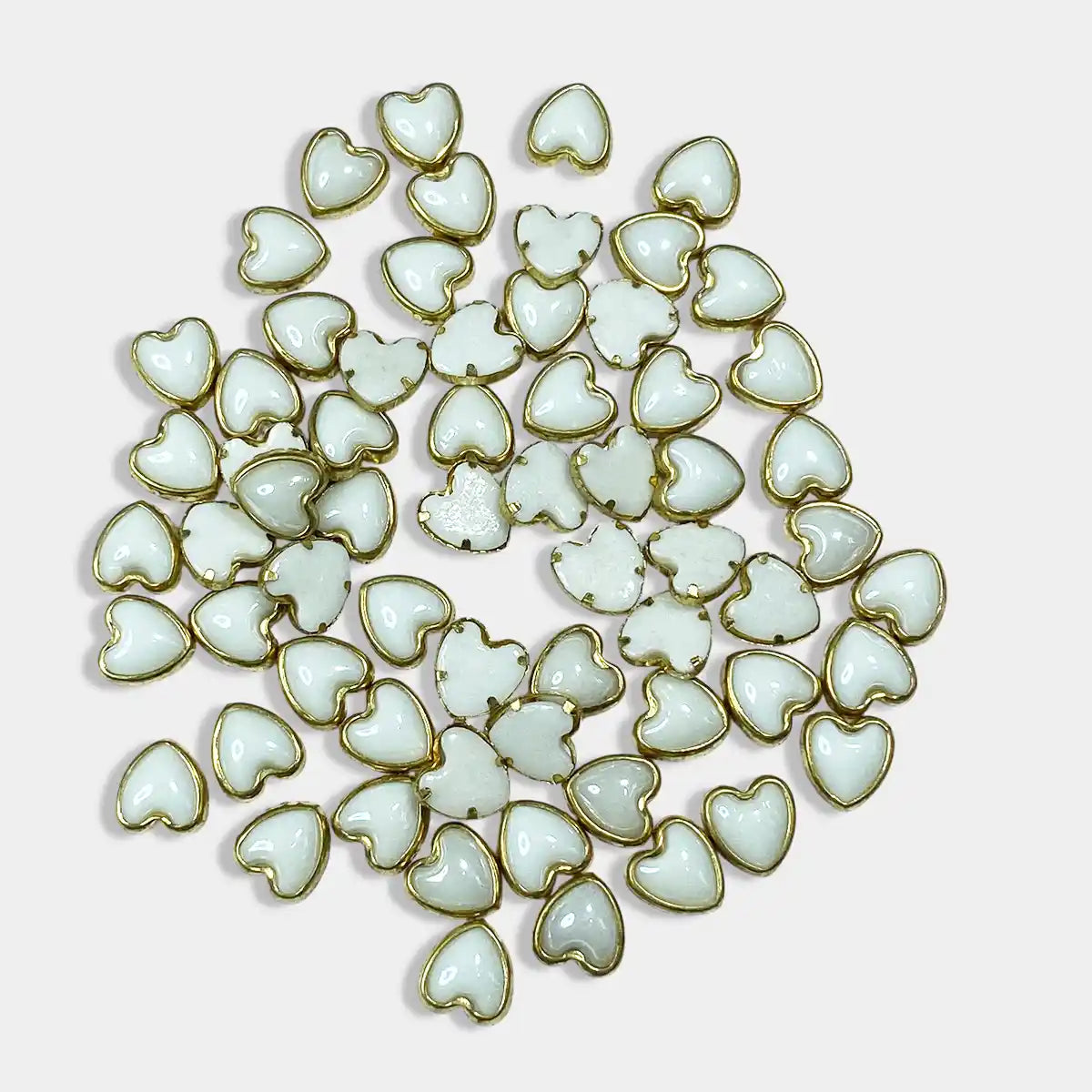 Ceramic Kundan Stone Heart Shape White Ceramic 8mm (25grams)