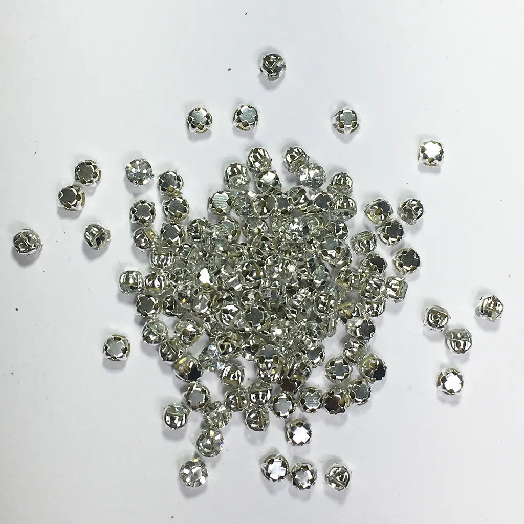 Crystal Silver Color Rhinestones Sliver Base Sewing Claw 4mm Round Shape (10grams)