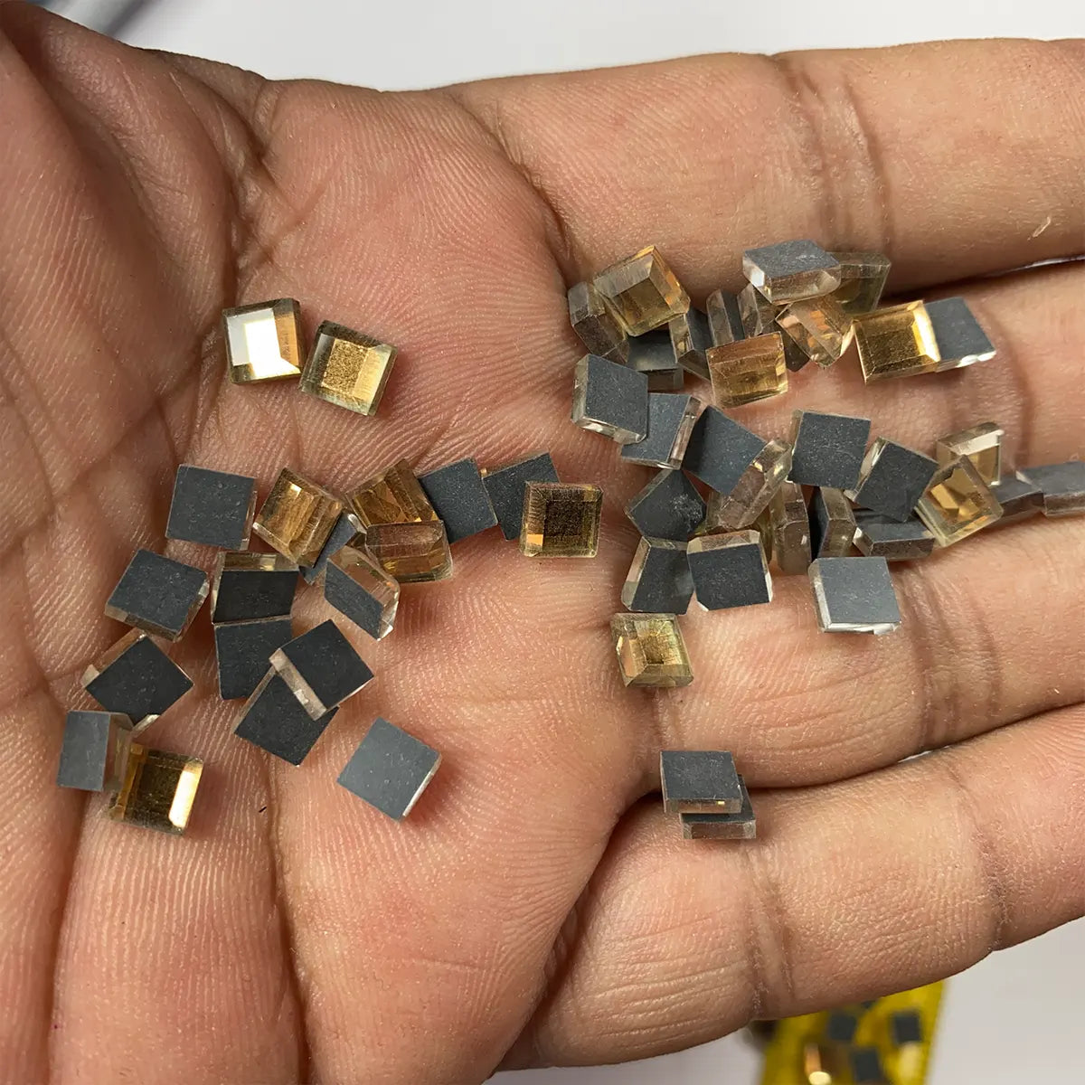 Diamond Cut On Sides of Mirror 6mm Square Shape Gold Color - 20grams