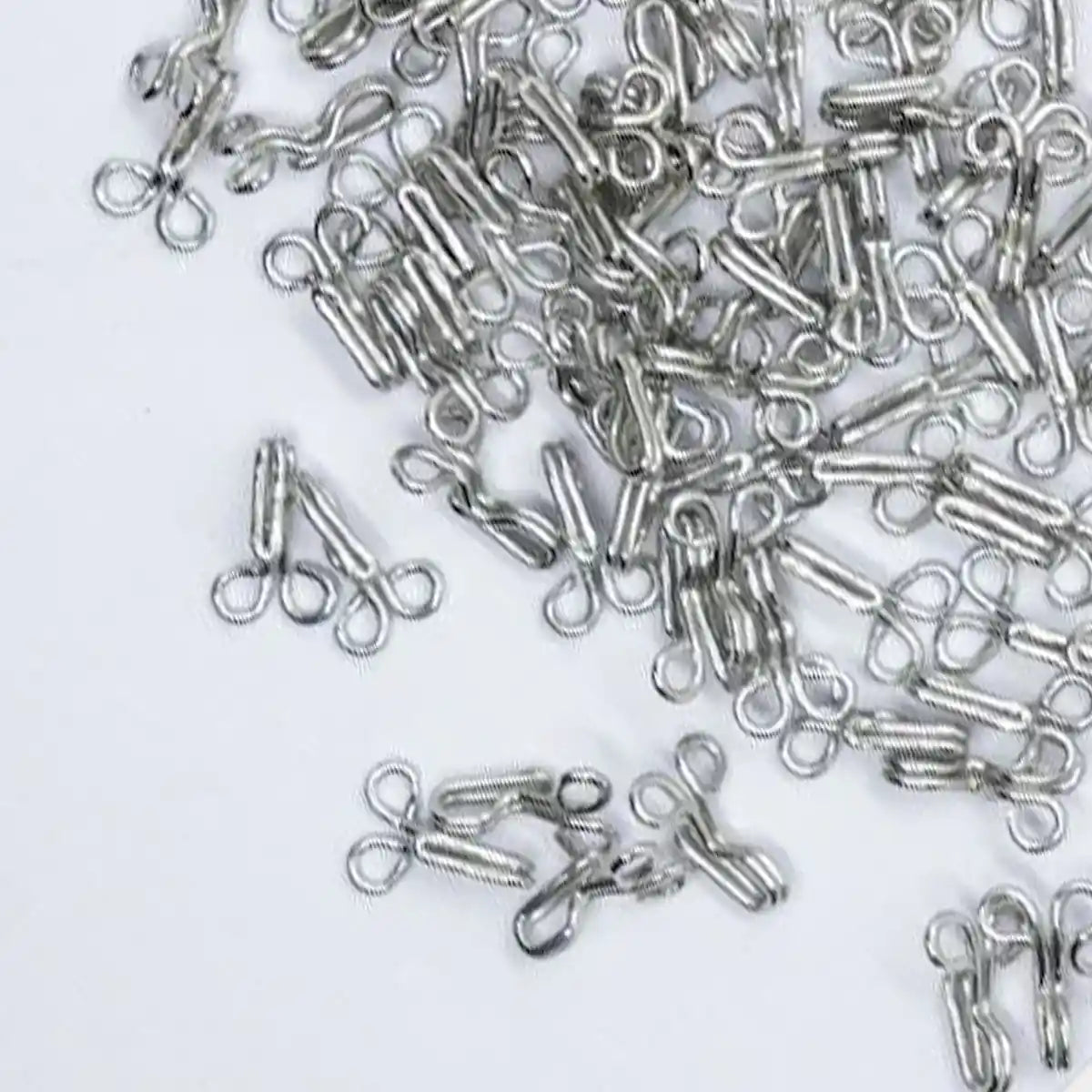 Dress Hook Size2 White or Silver 1 pack