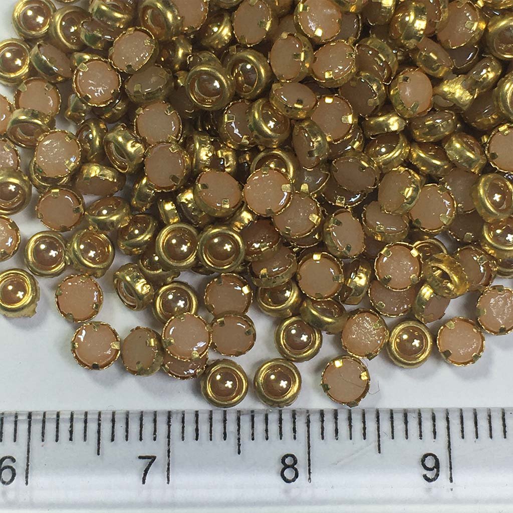 Ceramic Kundan Stone 3mm (20grams) Round Shape Gold Color