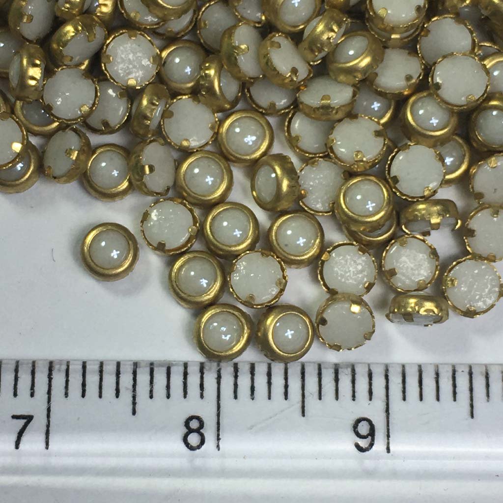 Ceramic Kundan Stone 3mm (20grams) Round Shape White Color