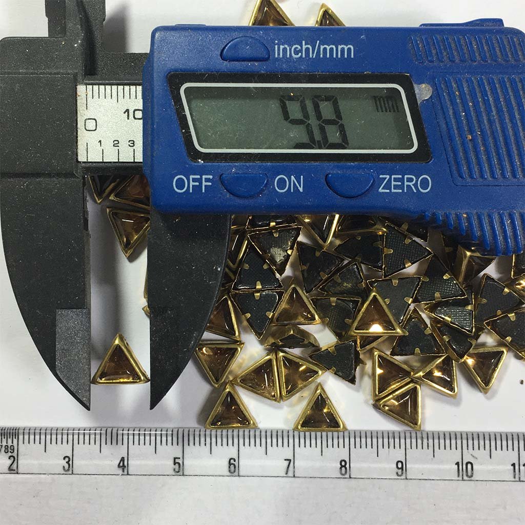 Framed Stone Flat Back Triangle Shape 10MM Color Gold (25grams)