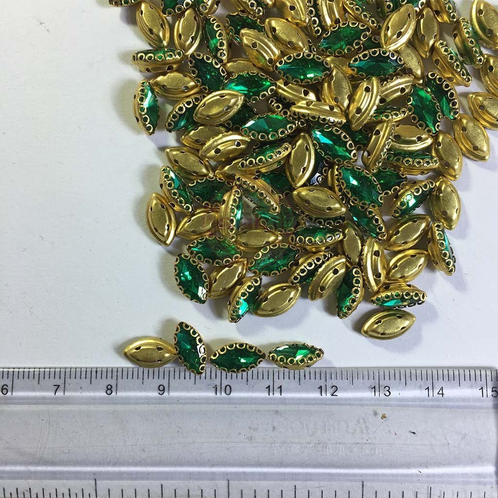 Glass Crystal Stone With Flower Catcher On Sew Green Color 10X6MM 5Pieces