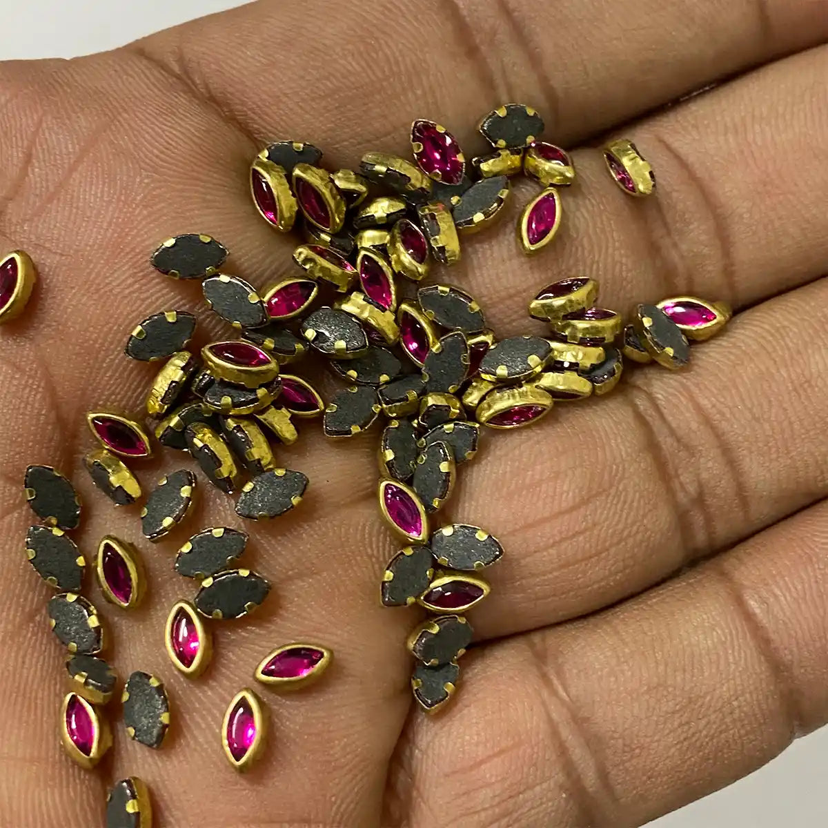 Glass Kundan Stones in Flat Back Mounts Eye Shape 6x4MM (Rose)15grams
