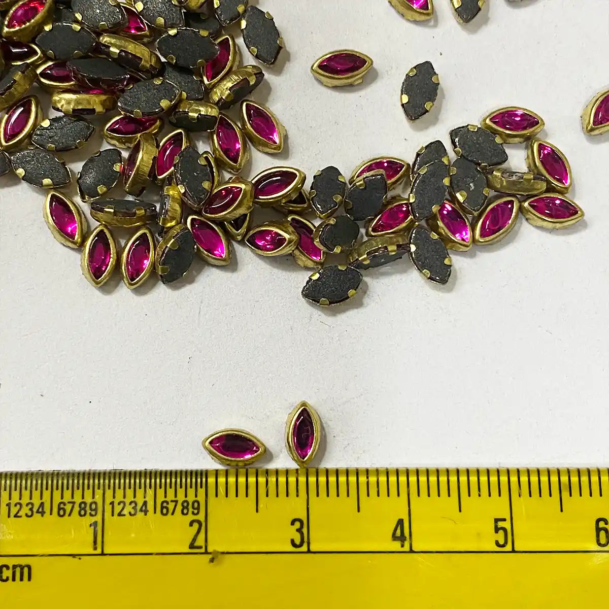 Glass Kundan Stones in Flat Back Mounts Eye Shape 6x4MM (Rose)15grams