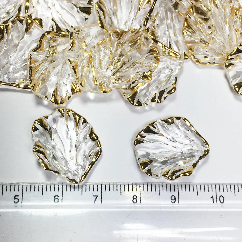 Golden Edge Transparent  Petal or Shell Beads Brooches Material Accessories (10 Grams)