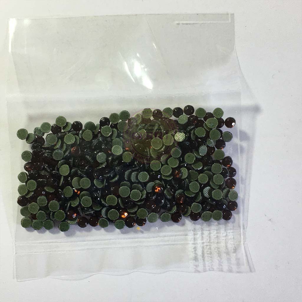 Hotfix Kundan Stone Round Shape 3mm Color Dark Orange (10grams)