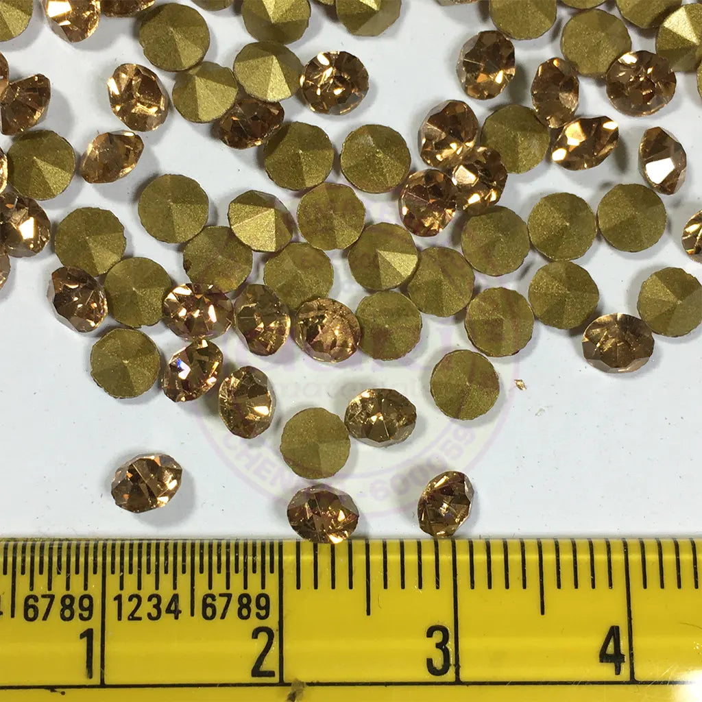 Jarkan Diamond Stone Full Gold Color 10gram (Size SS16) Glass
