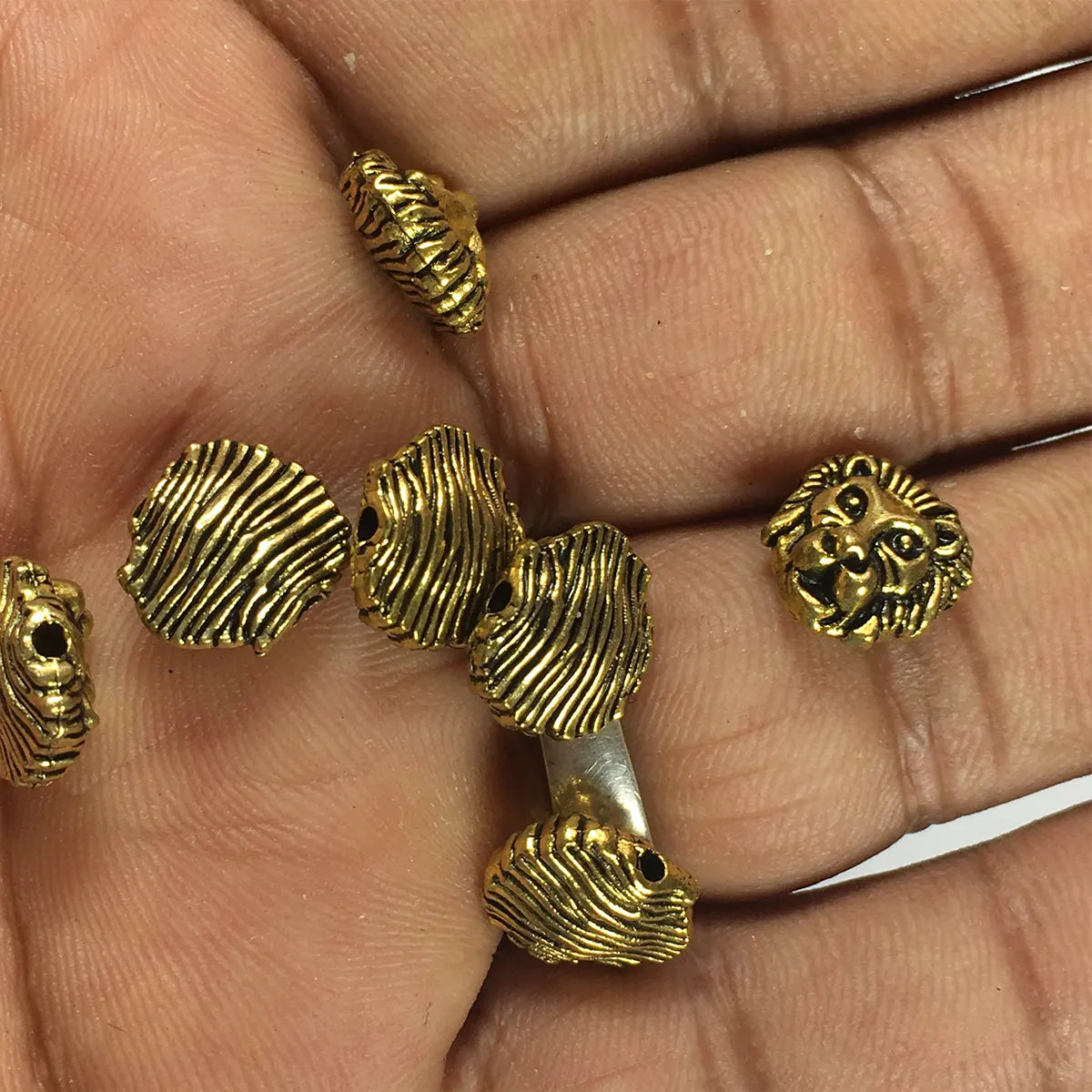 Jewellery Making Metal Charms - Findings (Lion Face, Pack of 5 Pieces)