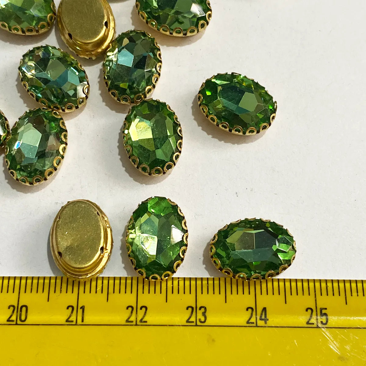 Kundan Clip Stone 14MMx10MM Oval Shape - 1 Piece