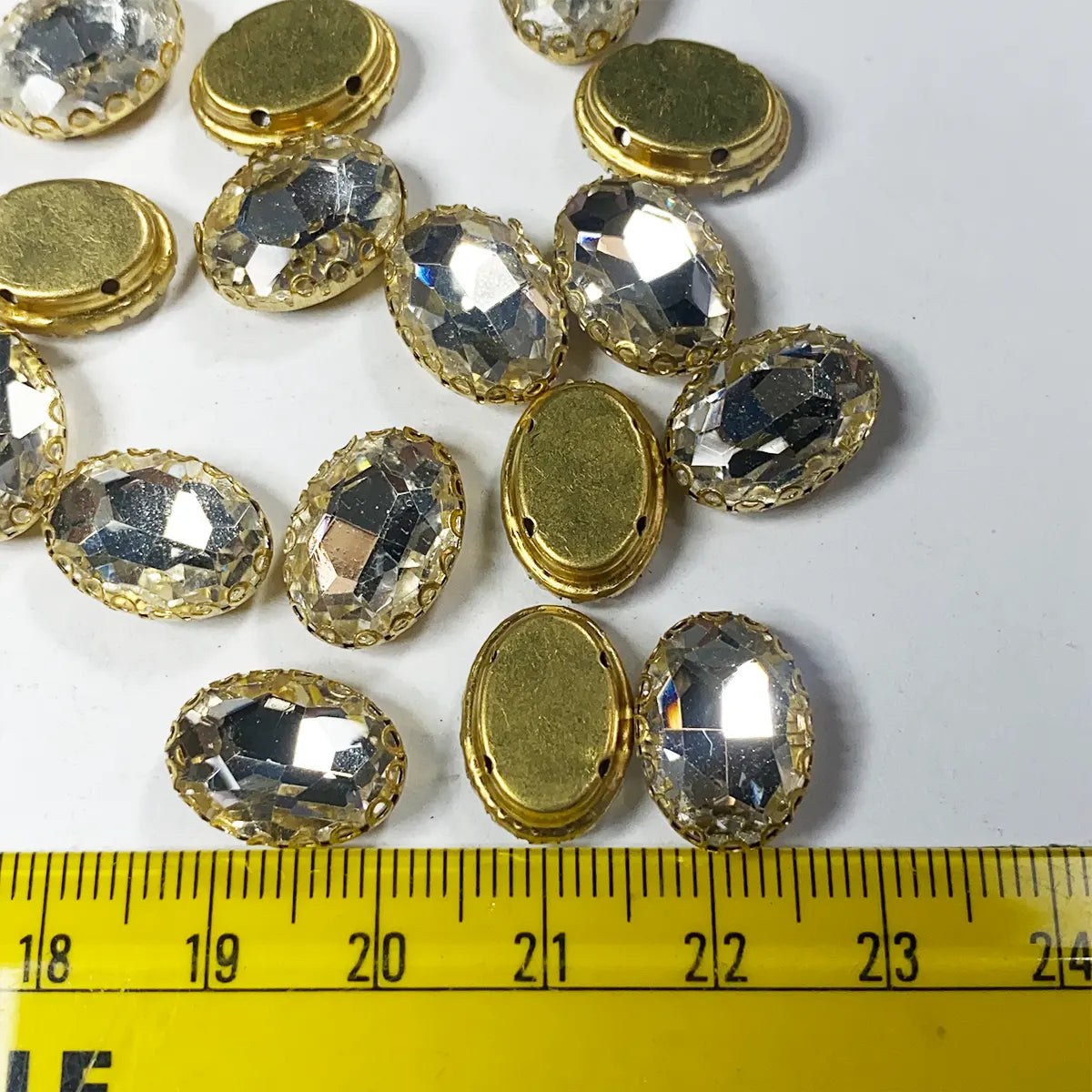 Kundan Clip Stone 14MMx10MM Oval Shape - 1 Piece