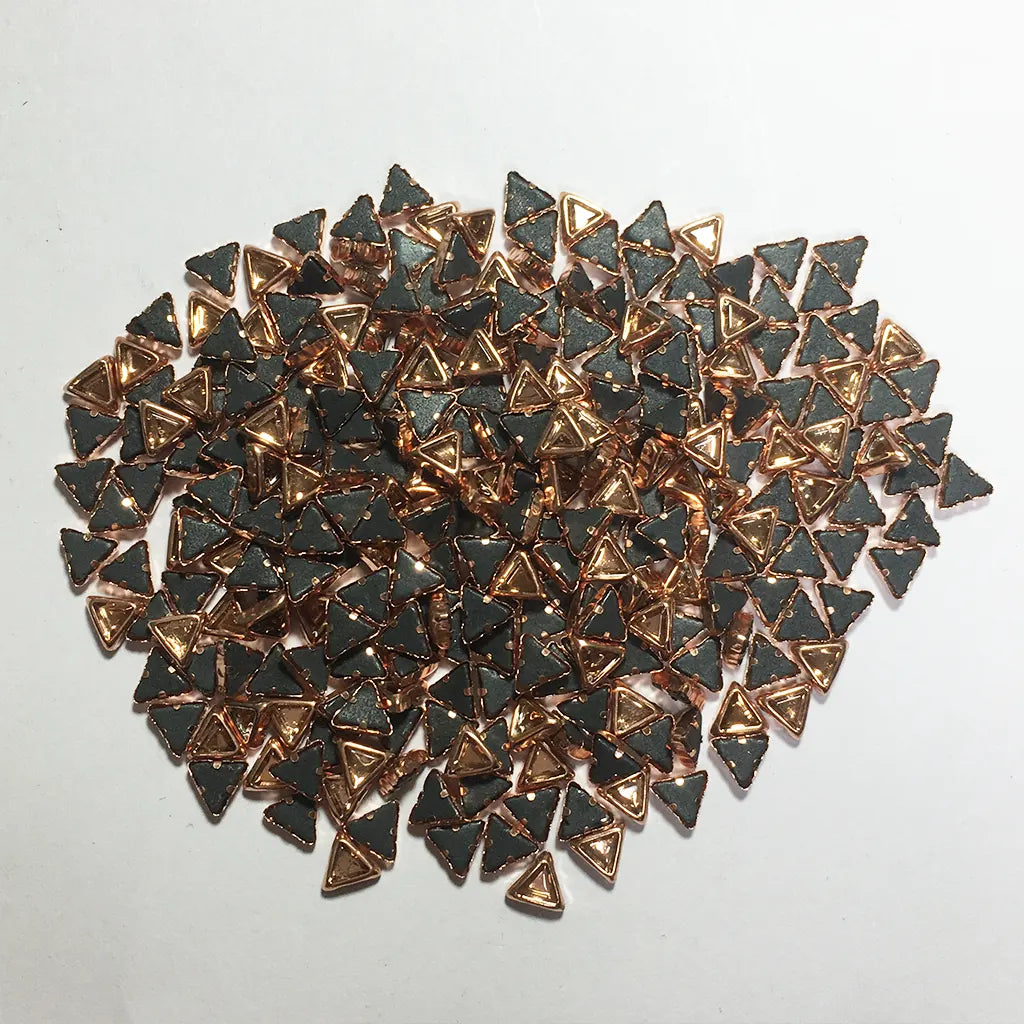 Kundan Stone Flat Back Framed Triangle Shape 4mm Color Copper (25 Grams)