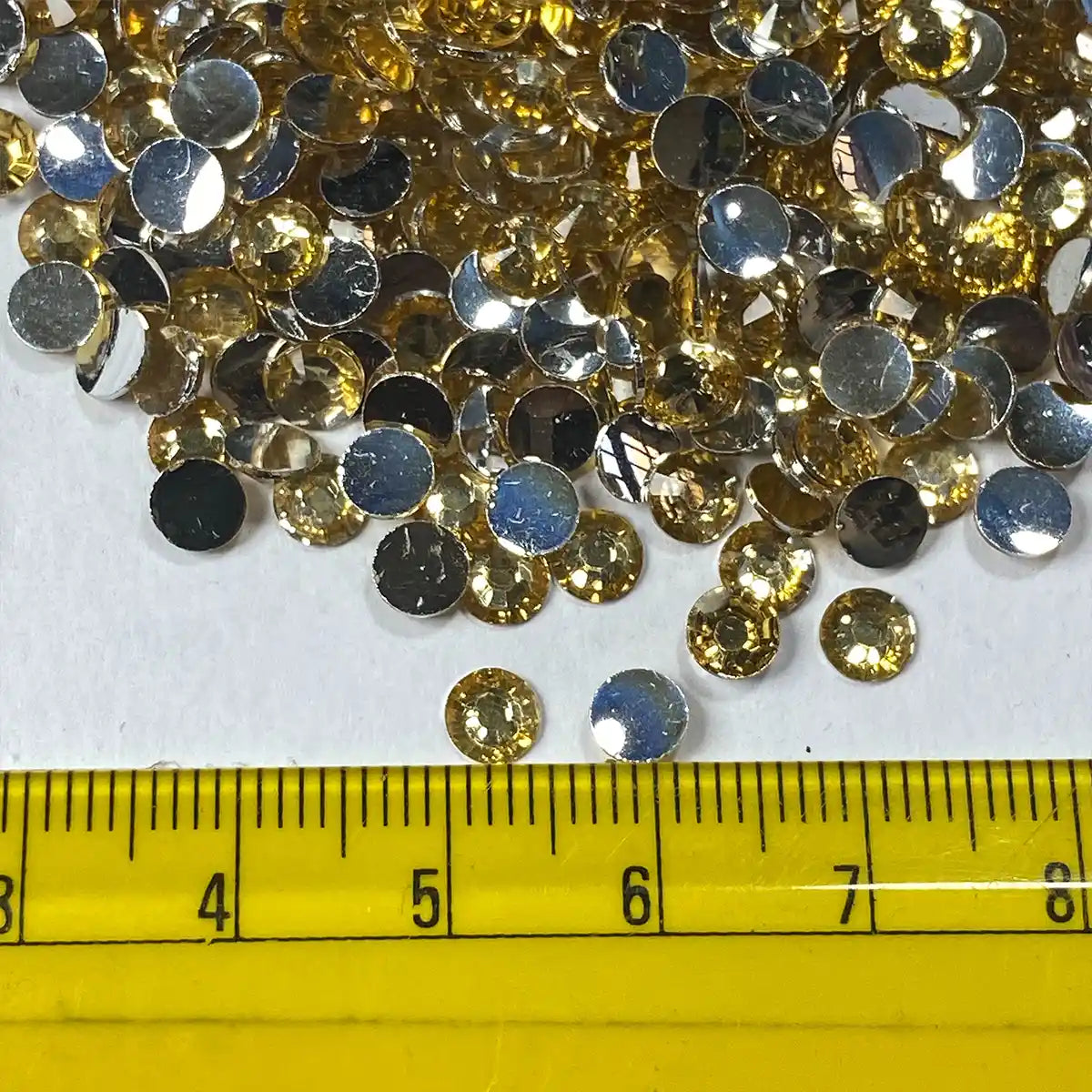 Kundan Stone Round Shape 5mm Gold Color (10grams)