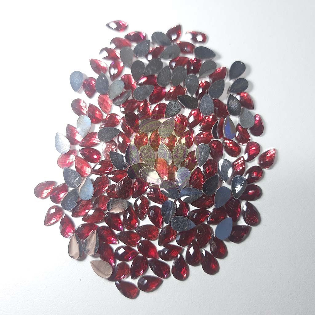 Kundan Stone Thilak  or Teardrop Shape 8X5mm Red Color (10grams)