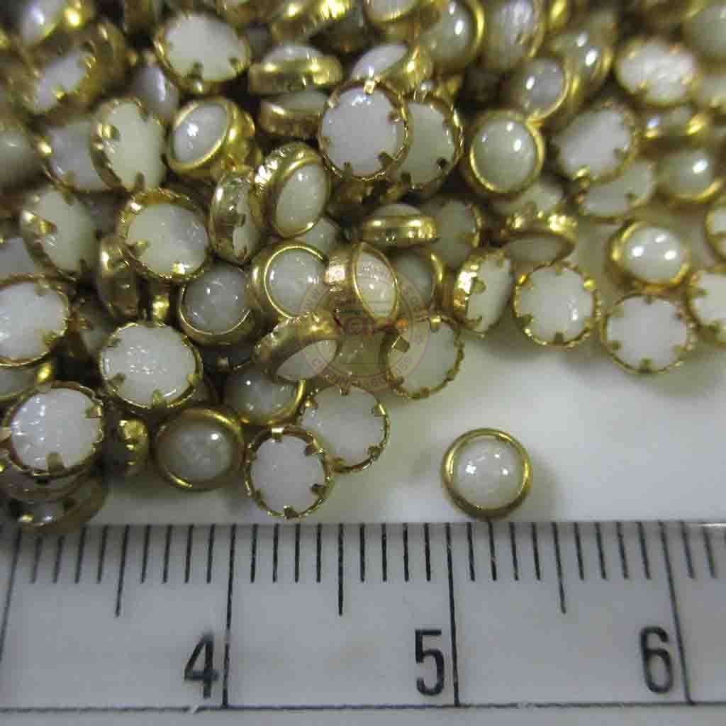 Ceramic Kundan Stone 4MM (25grams) Round Shape White Color