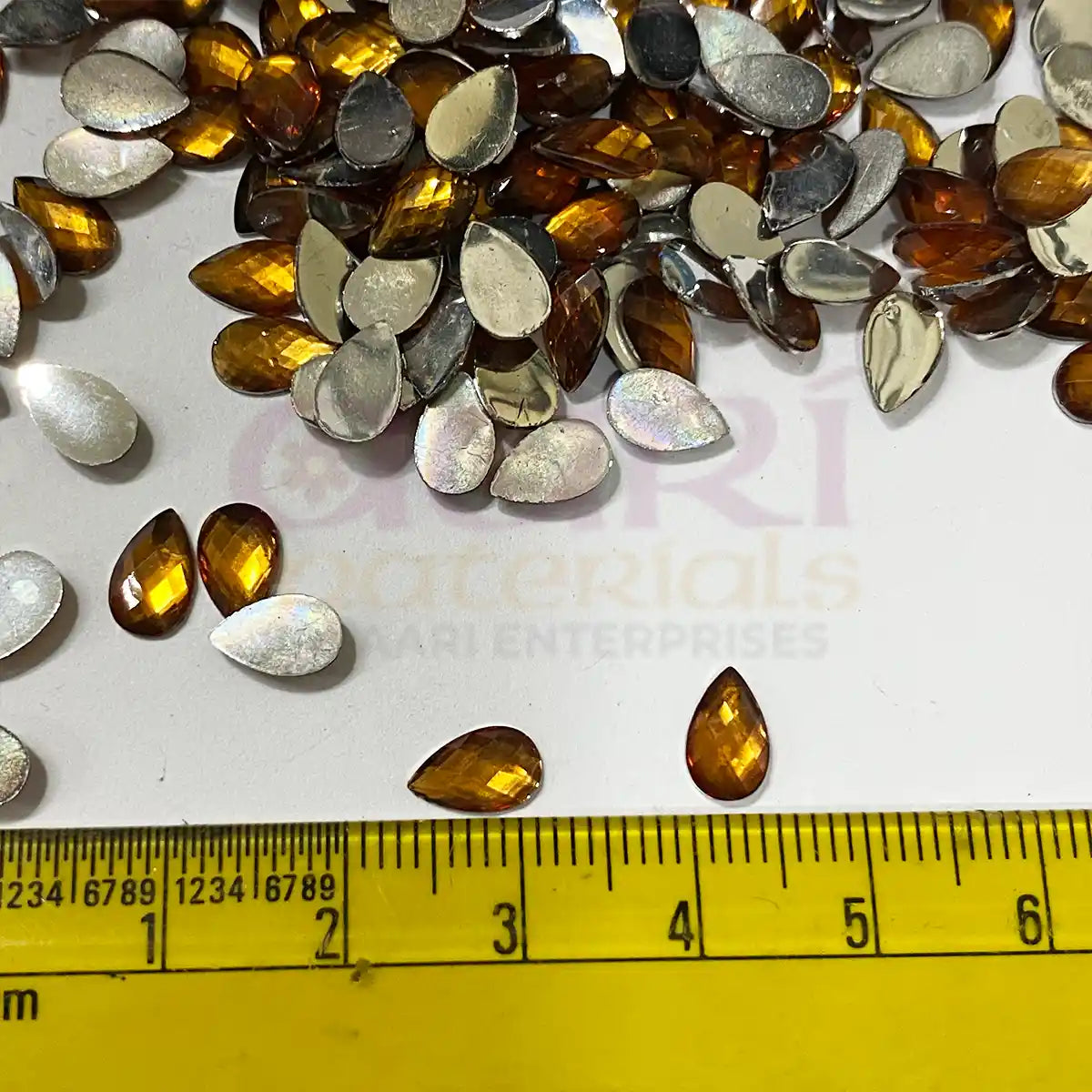 Kundan Stone Thilak or Teardrop Shape 8X5mm Honey Gold Color (10grams)