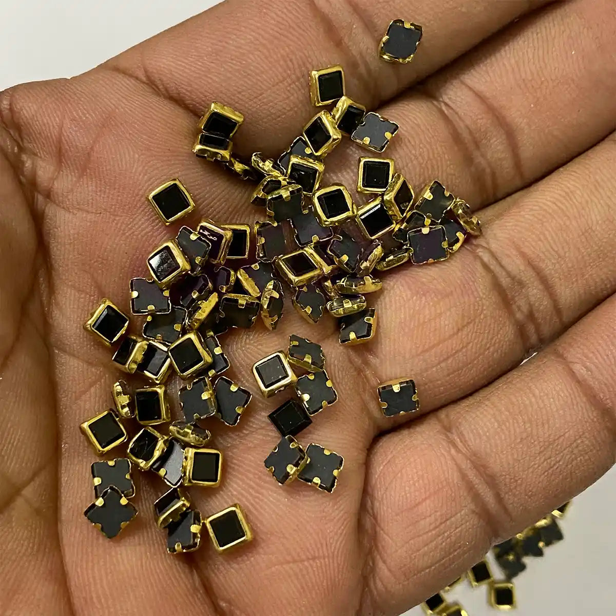 Kundan Stones 4x4(4mm) Square Shape Black Color - Pack of 20 Grams
