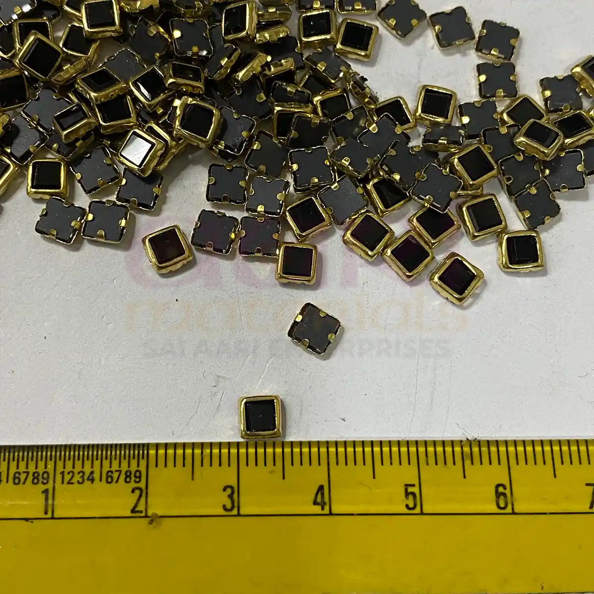 Kundan Stones 4x4(4mm) Square Shape Black Color - Pack of 20 Grams