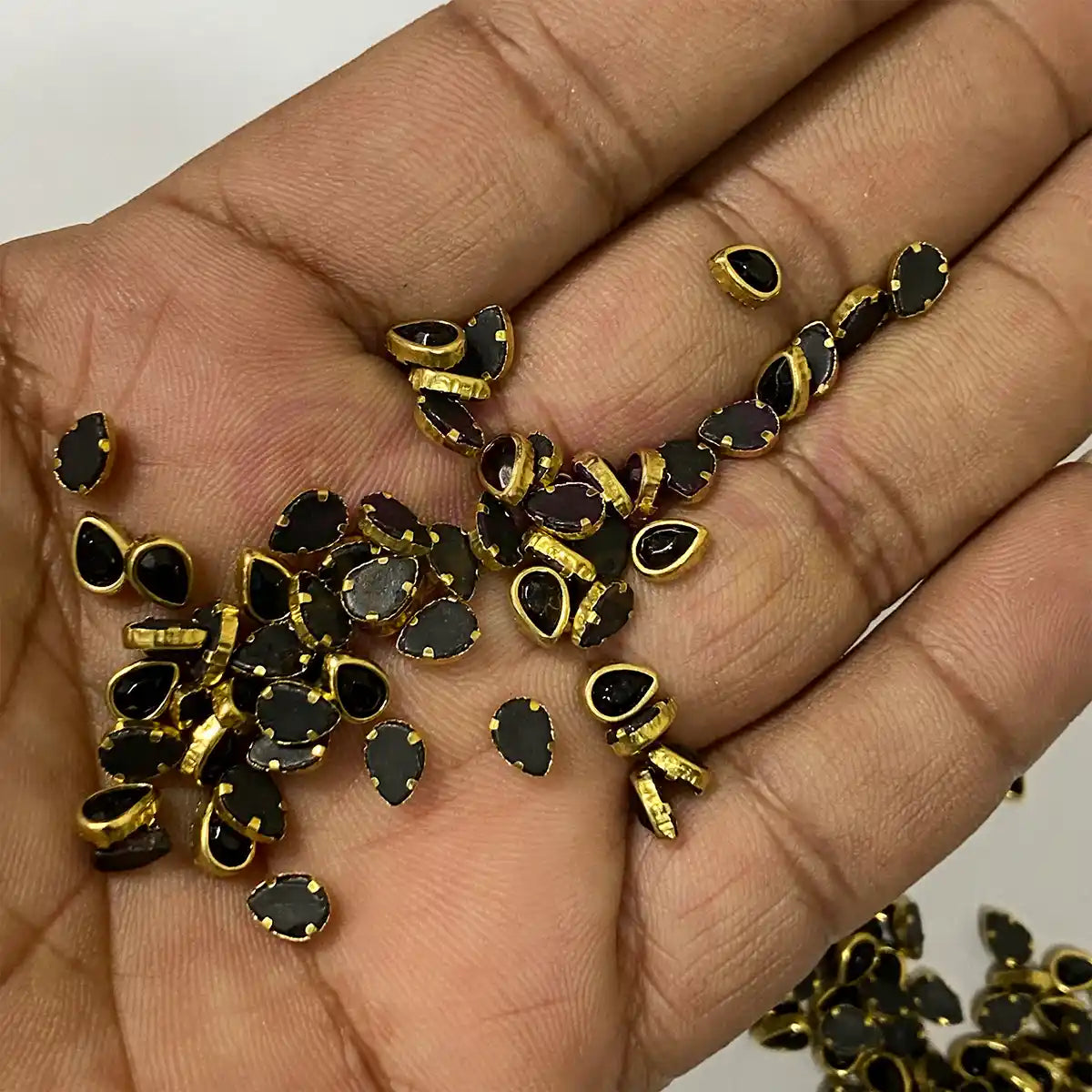 Kundan Stones 6x4mm Drop Shape Black Color - Pack of 20 Grams