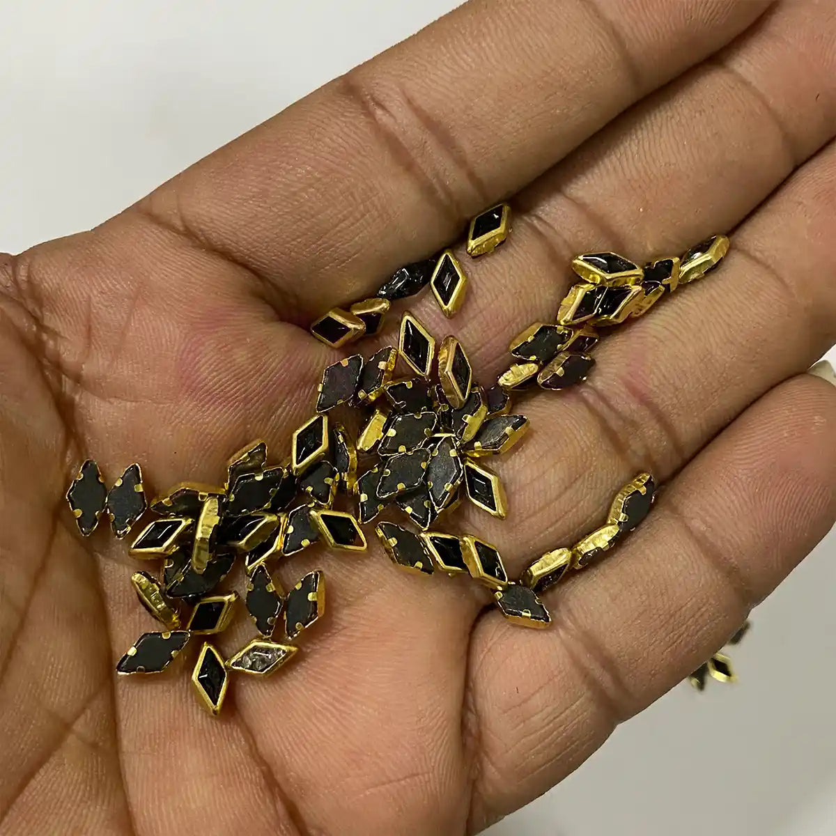 Kundan Stones 8x4mm Diamond Shape (kaju katli) Black Color - Pack of 20 Grams