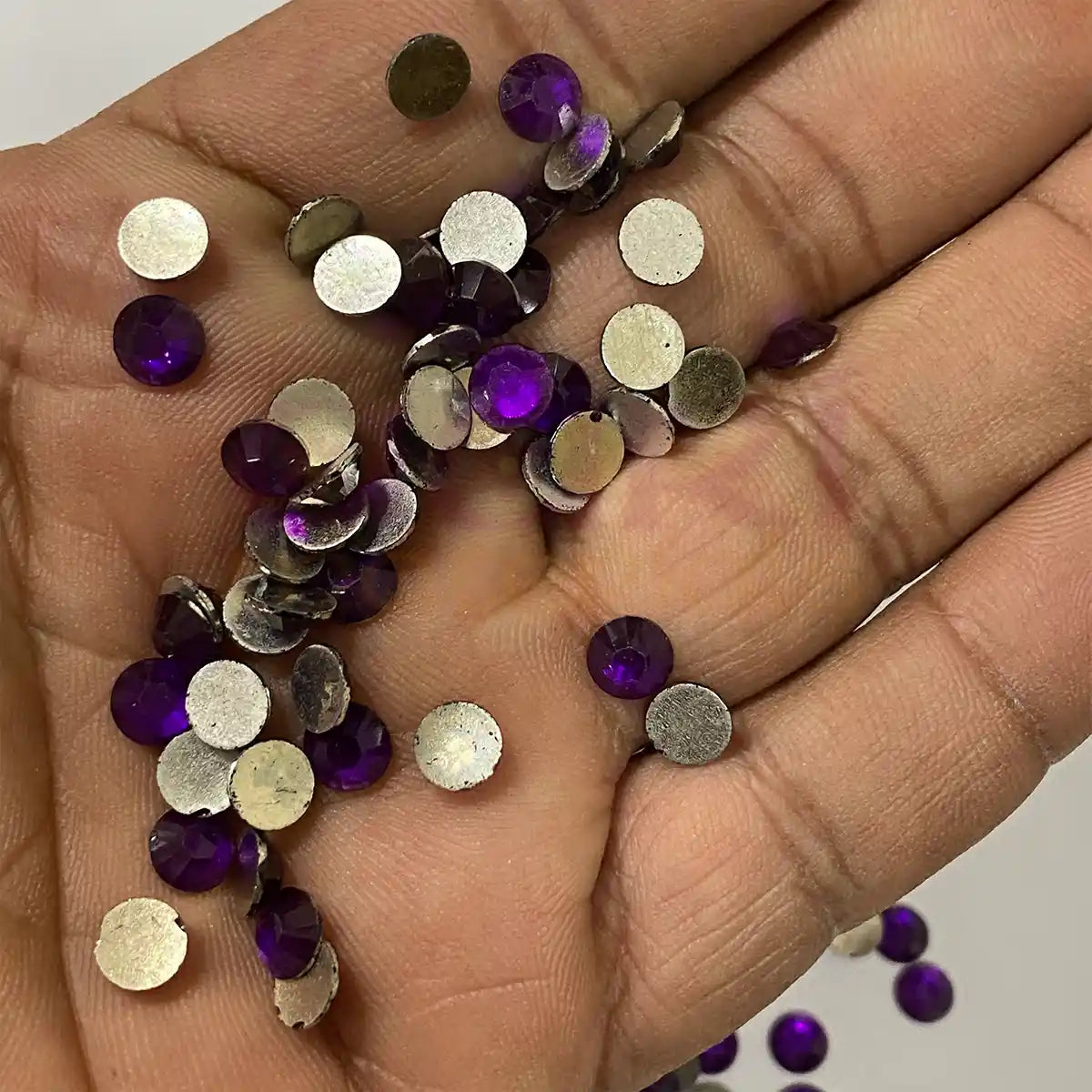 Kundan Stones Crystal Edged Round Shape Size 6mm Color Violet (10grams)