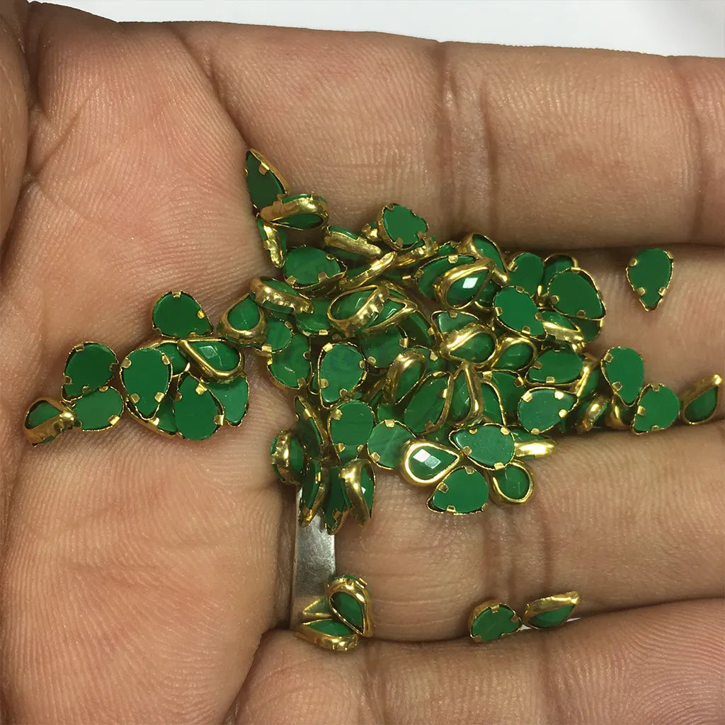 Matt Kundan (Framed) Stones Drop Shape 4mmx6mm Green Color (10grams)