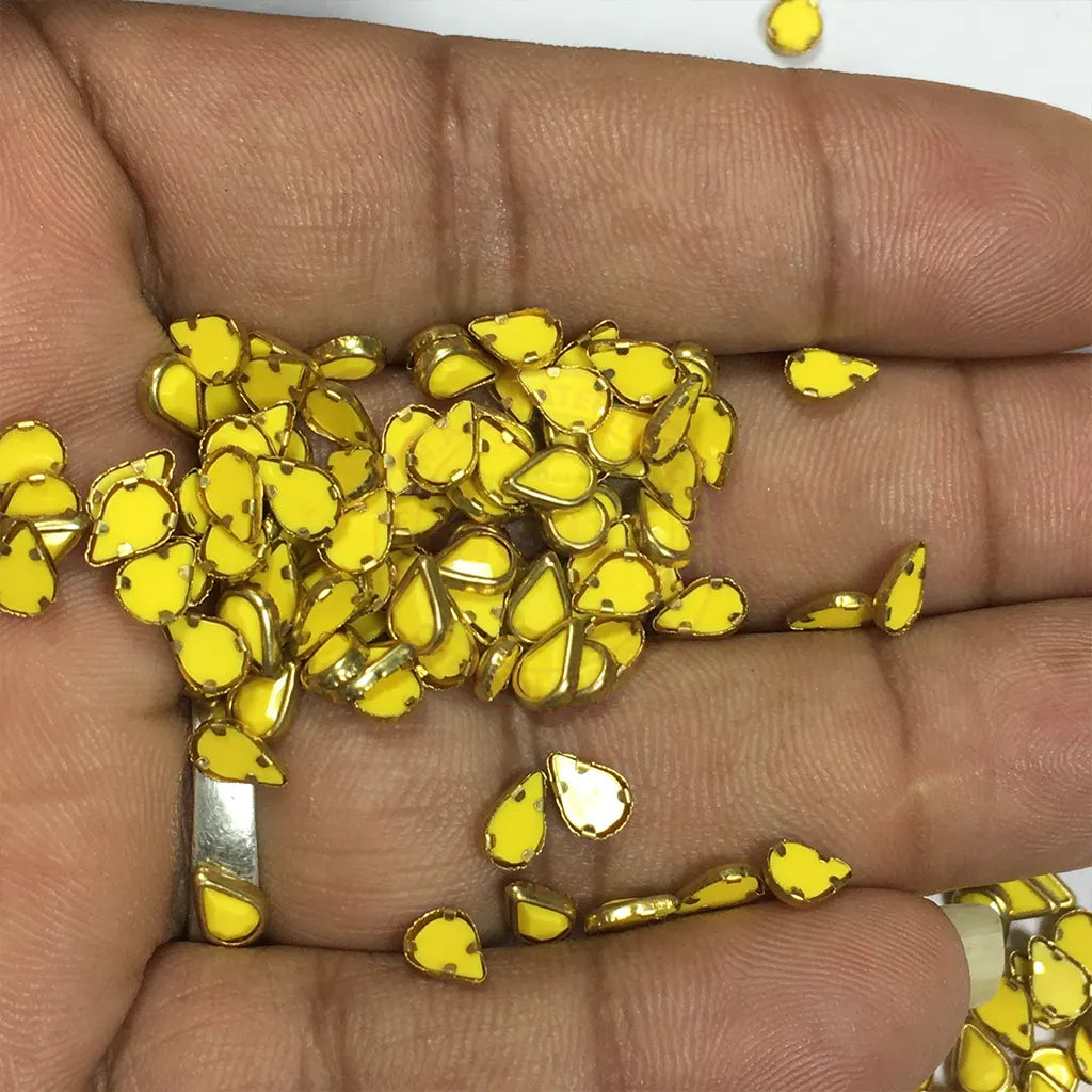 Matt Kundan (Framed) Stones Drop Shape 4mmx6mm Yellow Color (10grams)