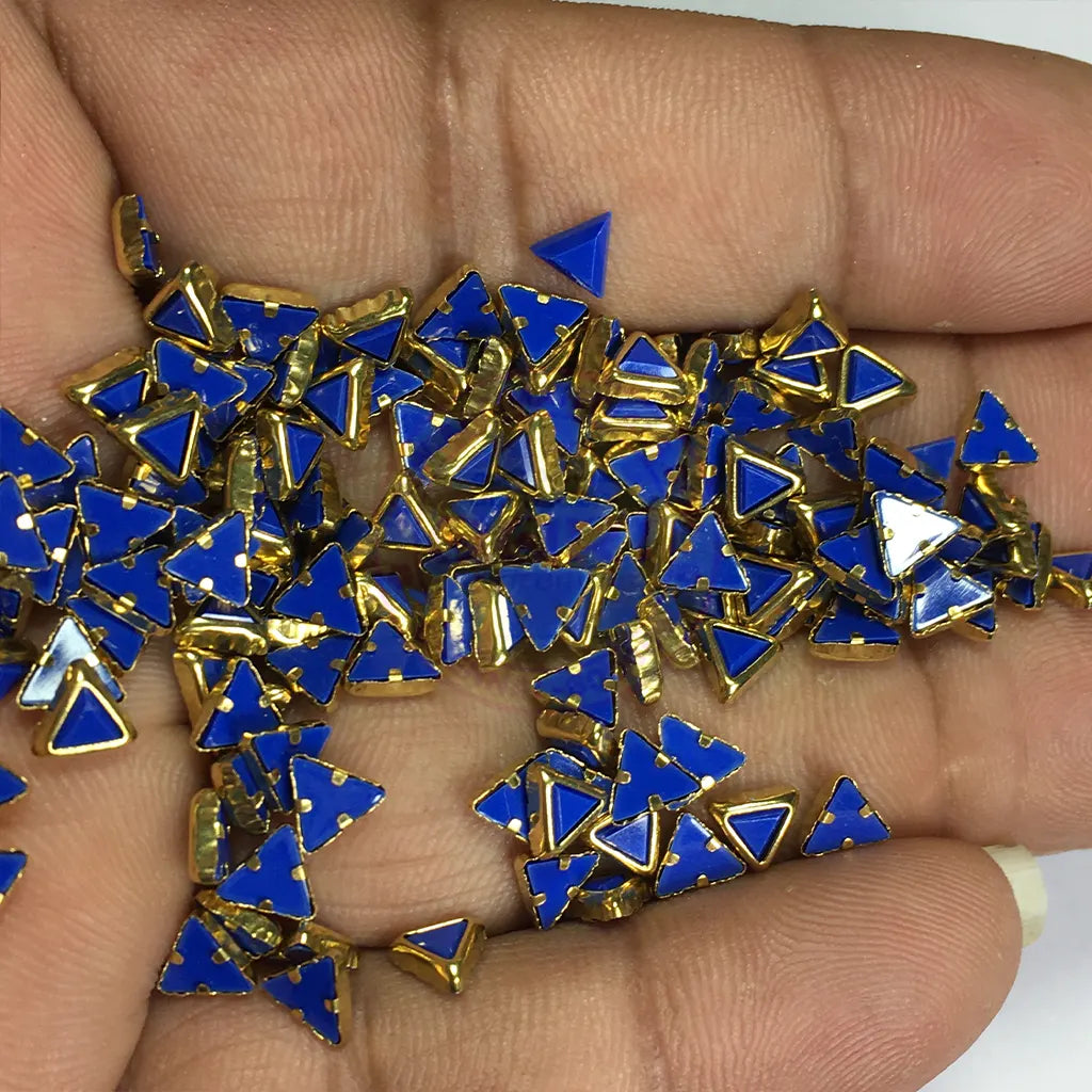 Matt Kundan (Framed) Stones Triangle Shape 4MM (Blue) 10grams