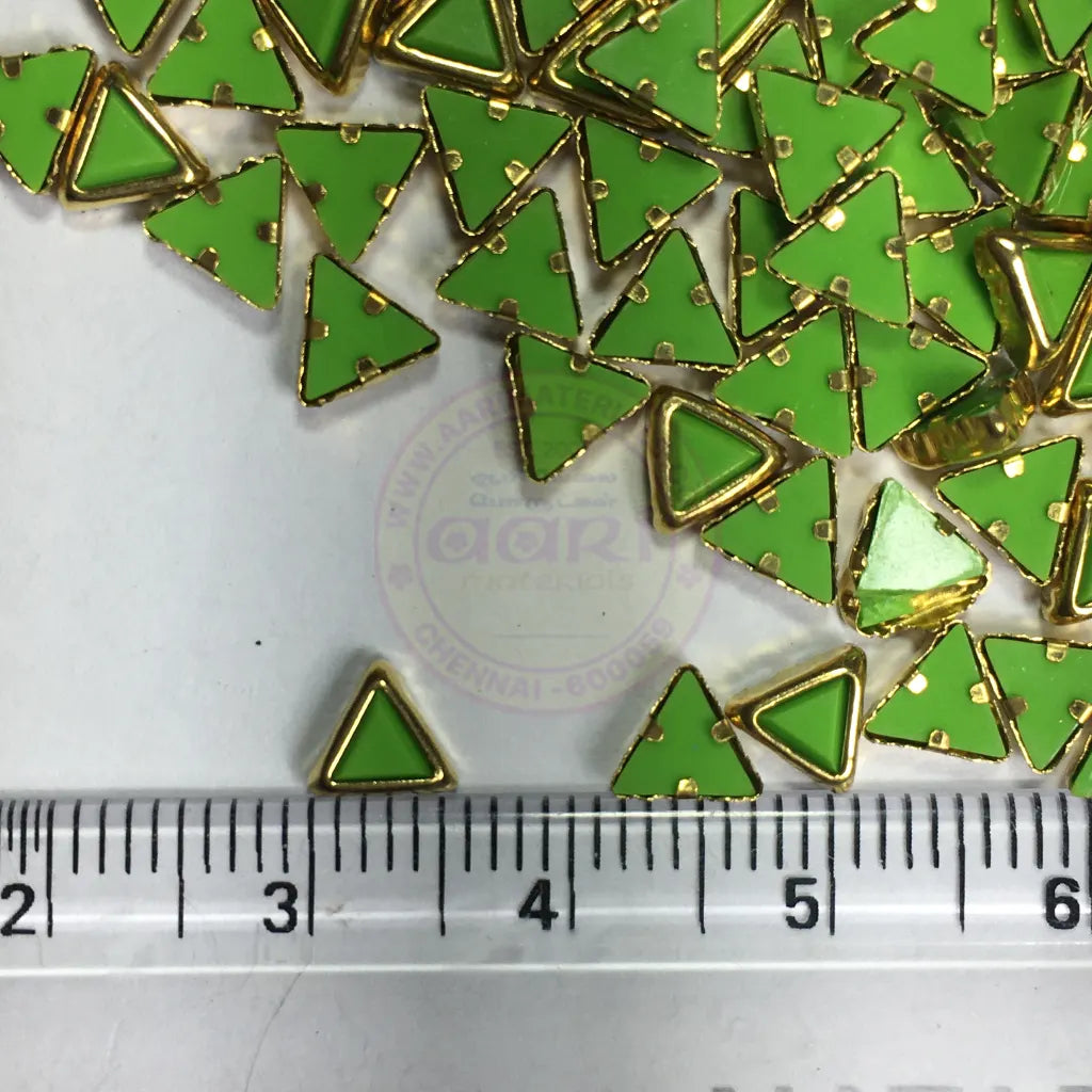 Matt Kundan (Framed) Stones Triangle Shape 4MM (Parrot Green) 10grams