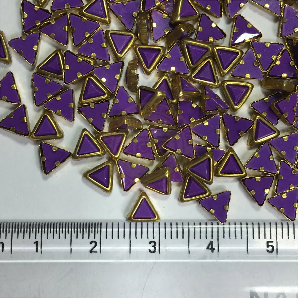 Matt Kundan (Framed) Stones Triangle Shape 4MM (Violet) 10grams