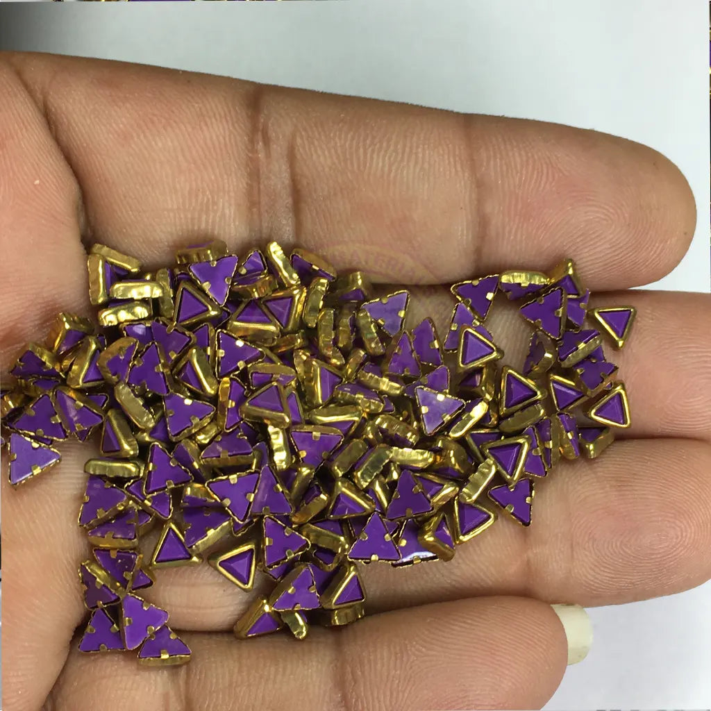 Matt Kundan (Framed) Stones Triangle Shape 4MM (Violet) 10grams