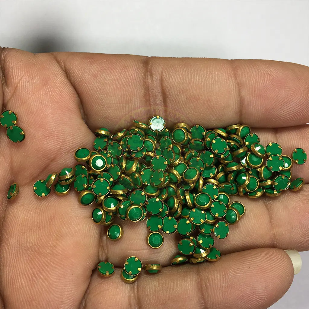 Matt Kundan(Framed) Stones Round Shape 4MM (Green) 10grams