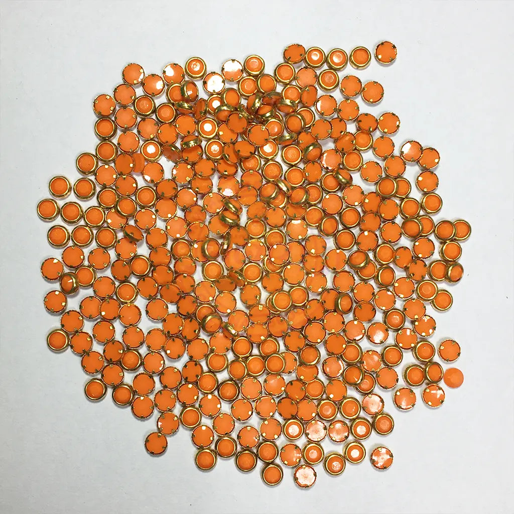 Matt Kundan(Framed) Stones Round Shape 4MM (Orange) 10grams