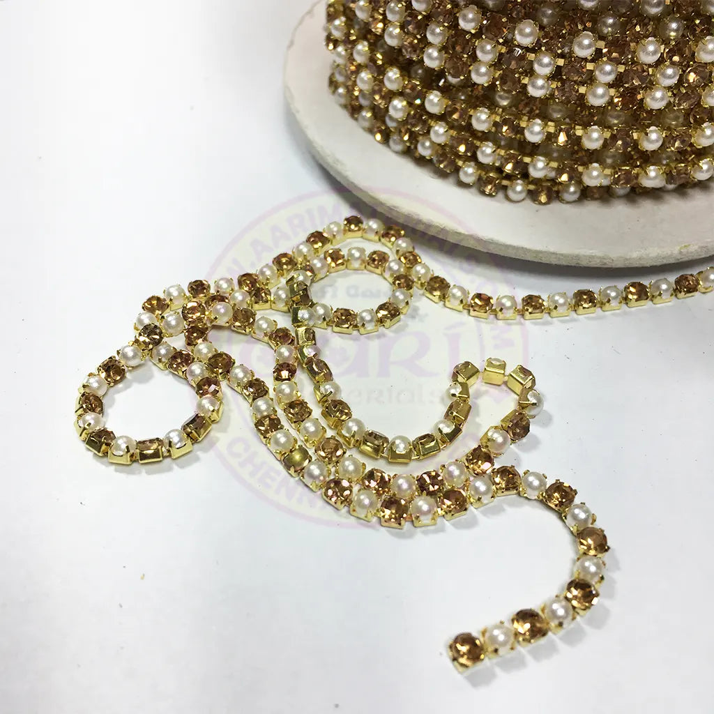 Pearl Chain and Gold Color Stone With Gold Base Size No.18PP (1Meter)
