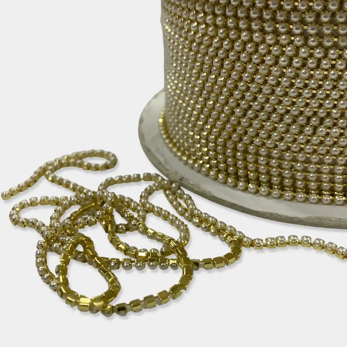 Pearl Chain White Color Gold Base Size No.14PP (1Meter)
