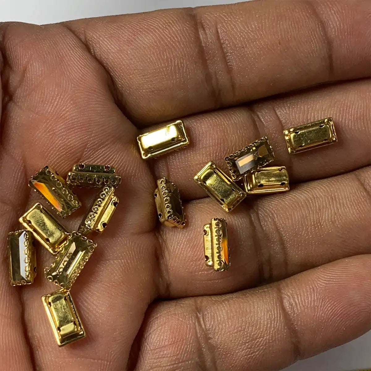 Rectangle Clip Kundan Stone Stitchable (Size: 10mm x 5mm) - Pack of 1pc