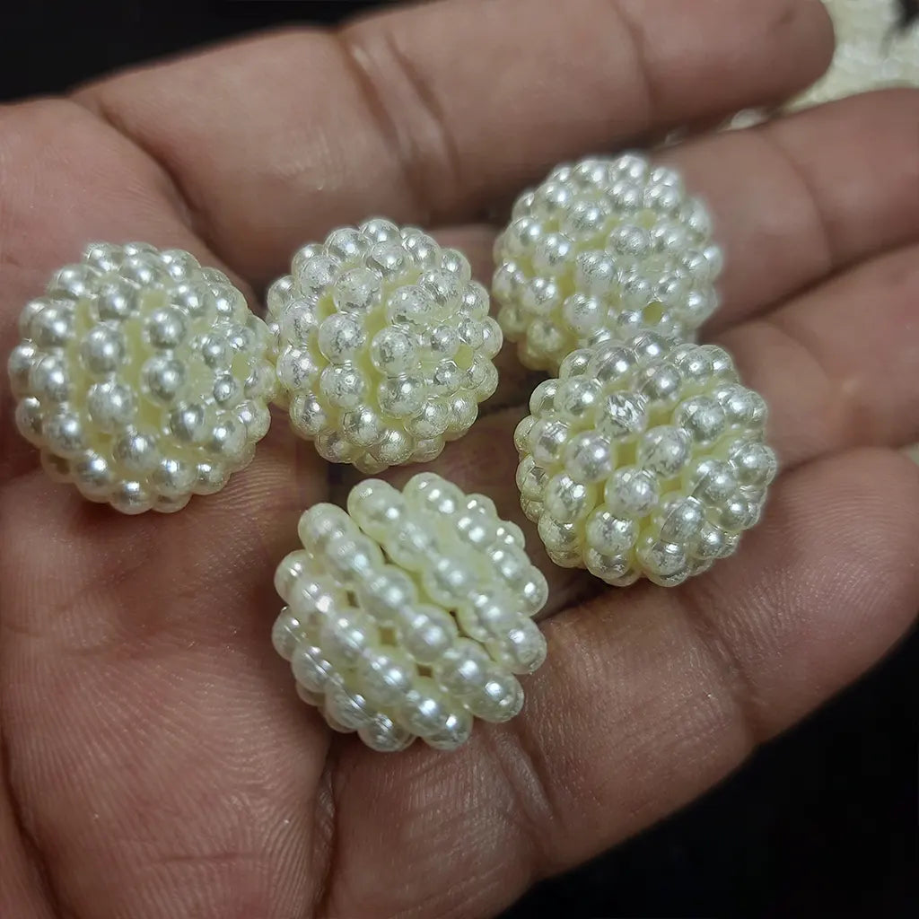 Round Off White Beads Balls for Craft & Gift Decoration (18mm) 5pcs