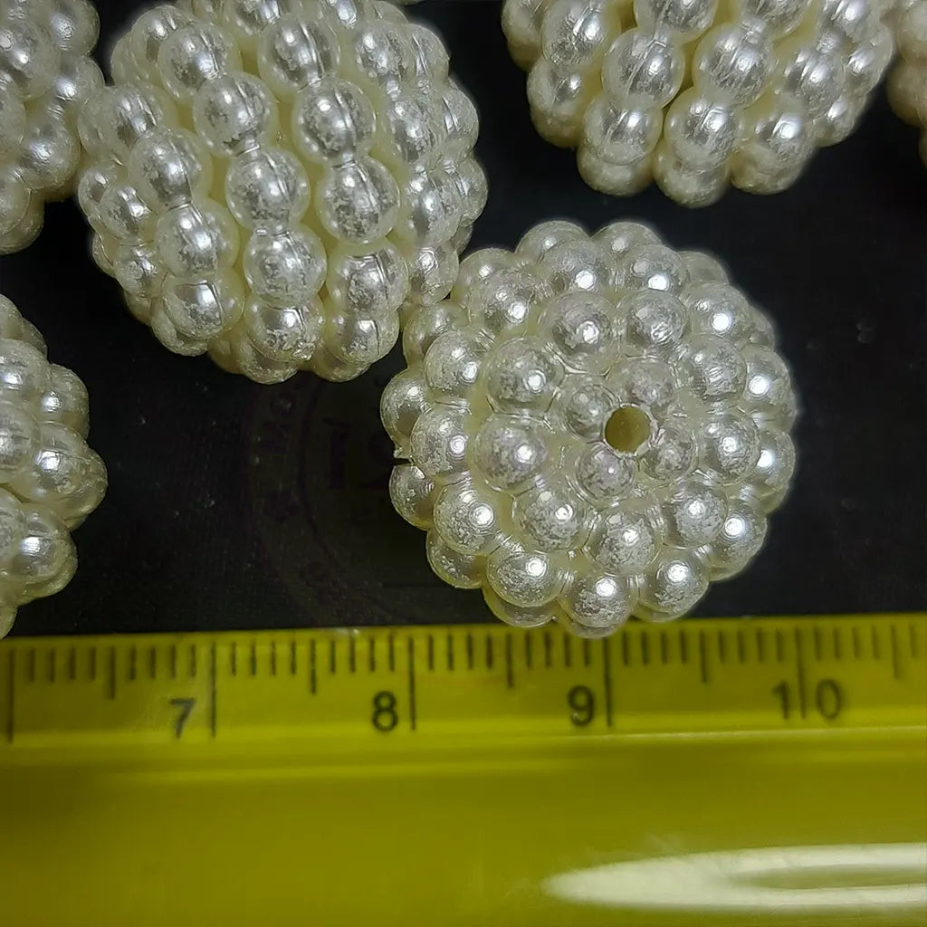 Round Off White Beads Balls for Craft & Gift Decoration (18mm) 5pcs