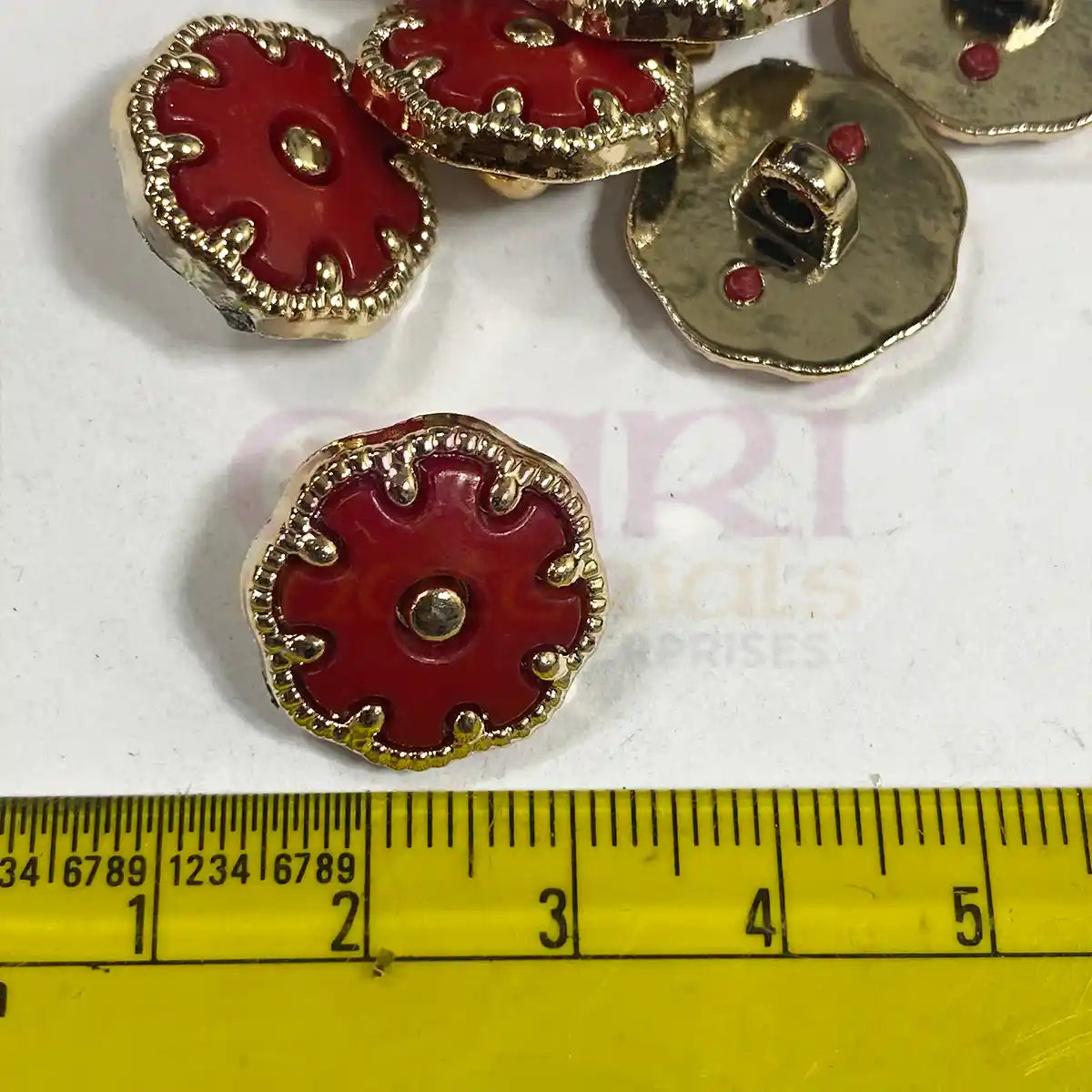 Round Fancy Button 18MM  Plastic - Pack of 3 Pieces