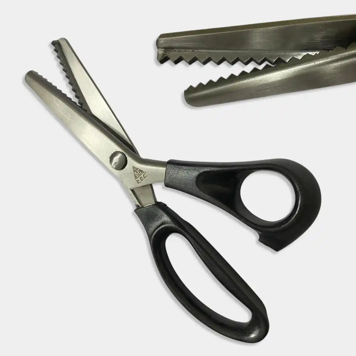 Zig Zag Scissors 9-Inch – Pack of 1